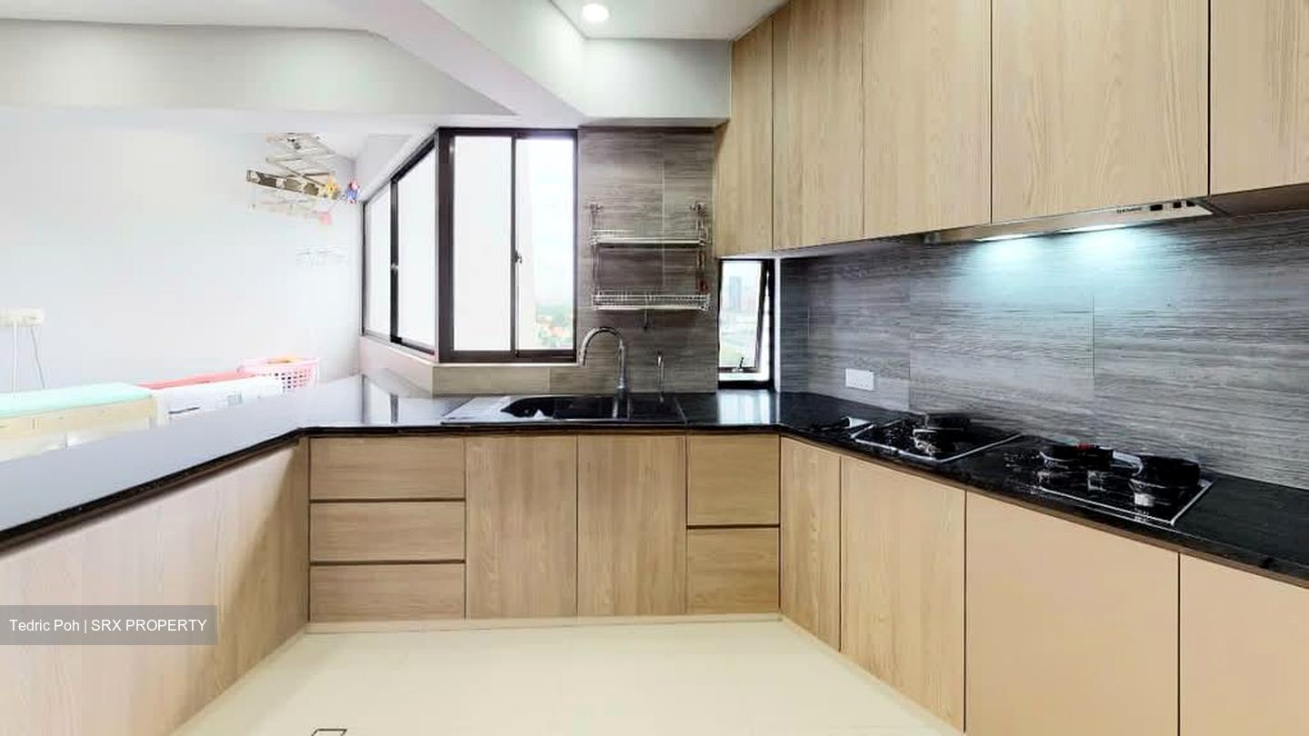 Balmoral Tower (D10), Condominium #544720101